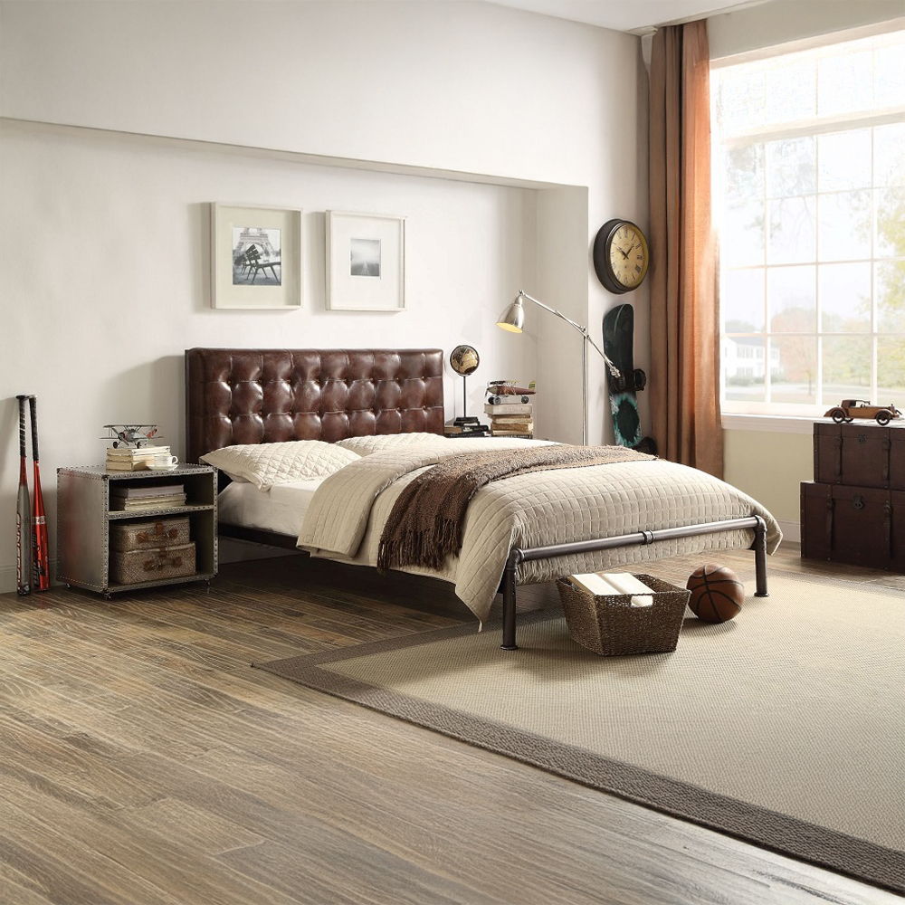 Brancaster - Queen Bed - Vintage Brown Top Grain Leather