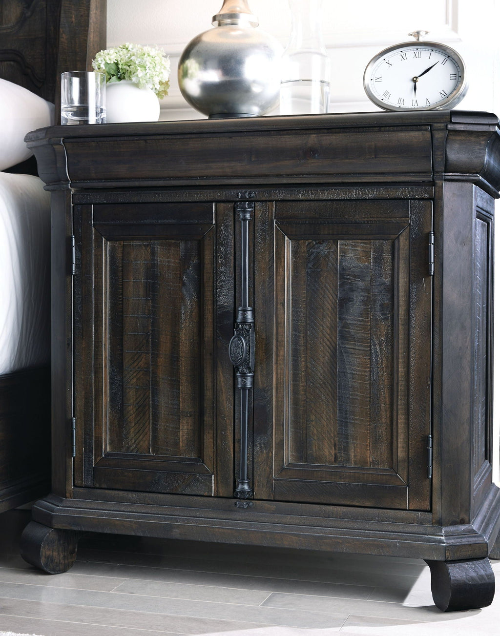 Bellamy - Bachelor Chest - Peppercorn