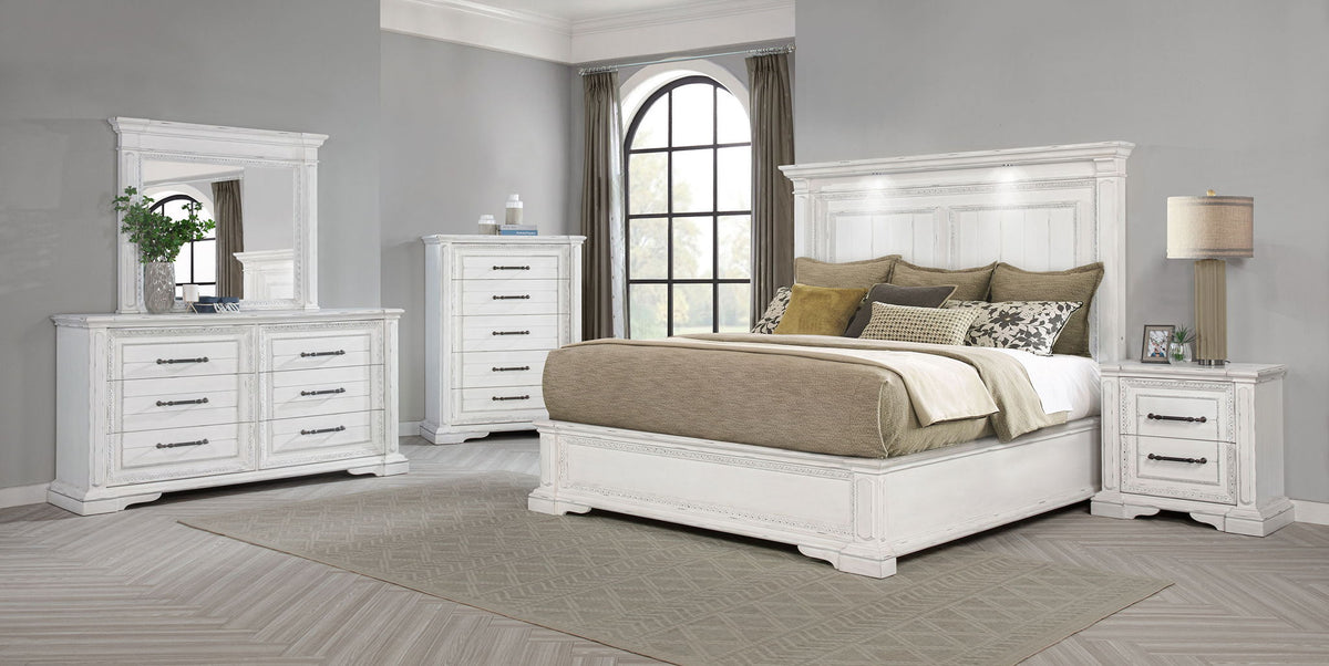 McKinney 5-piece Eastern King Bedroom Set Vintage White