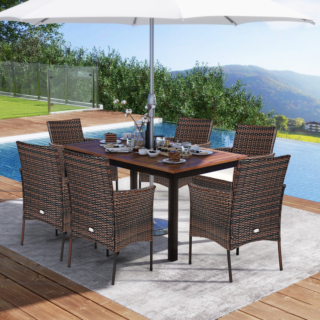 2 Pieces Outdoor PE Rattan Armchairs with Removable Cushions