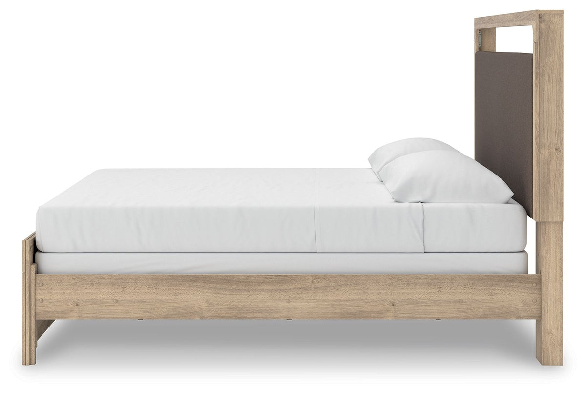 Kinlanni - Upholstered Panel Bed
