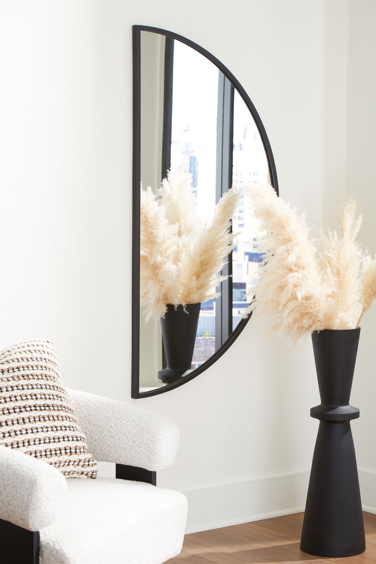 Denlow - Accent Mirror - Black