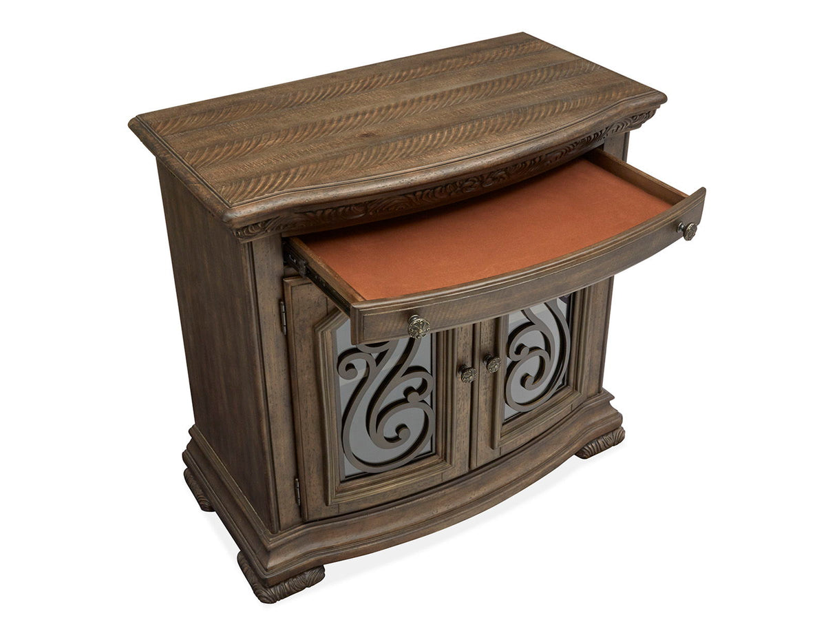 Durango - Bachelor Chest - Willadeene Brown