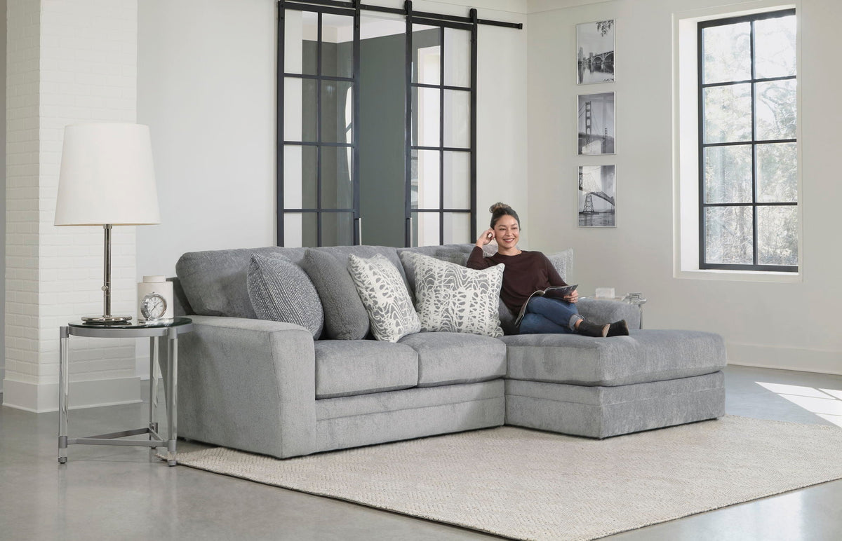 Glacier - Sectional With Included Accent Pillows