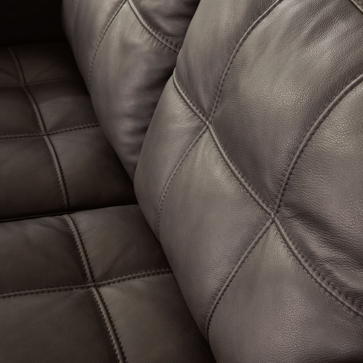 Luigi - Sofa - Thunder