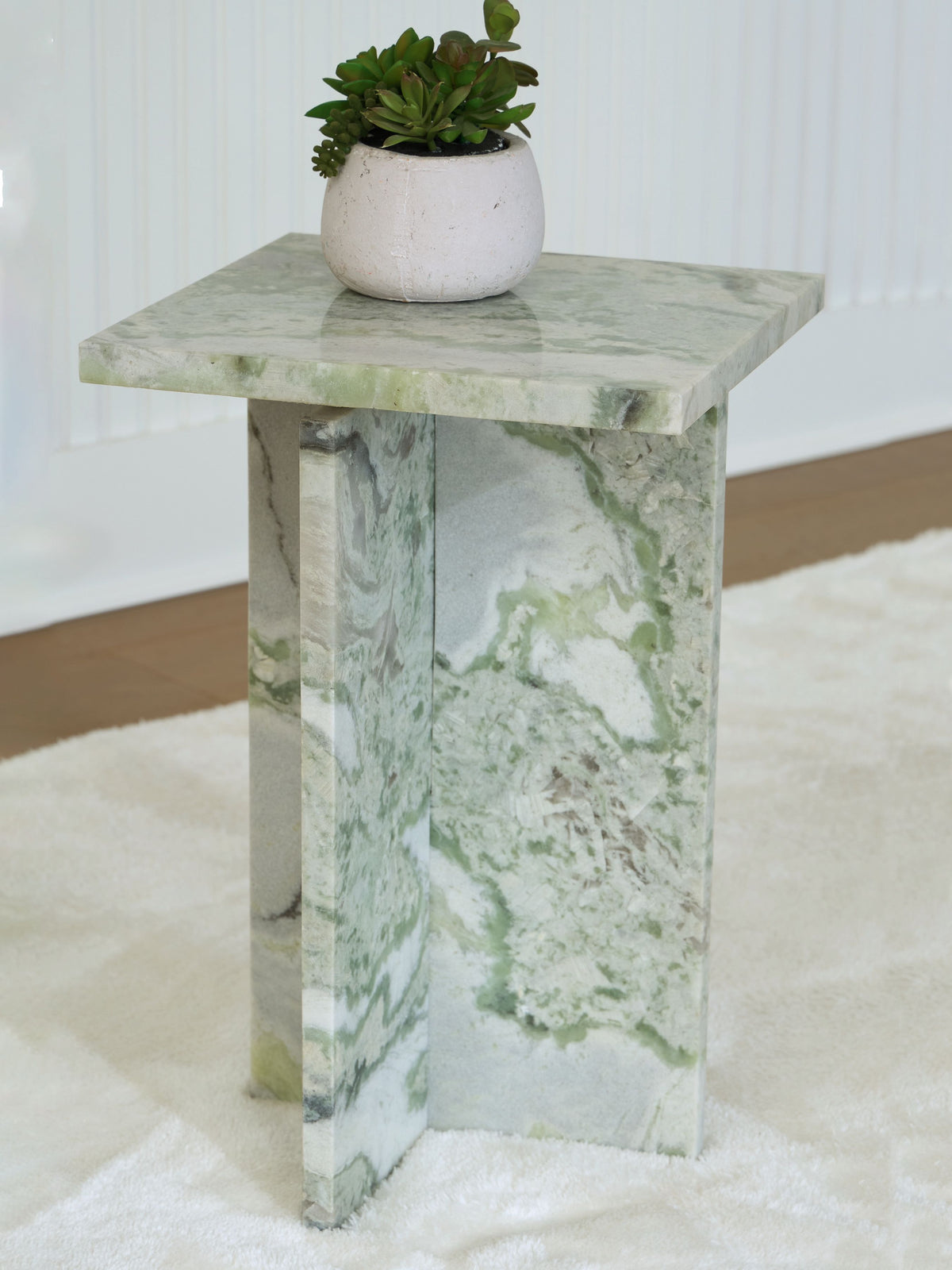 Deaconwell - Accent Table - White / Green
