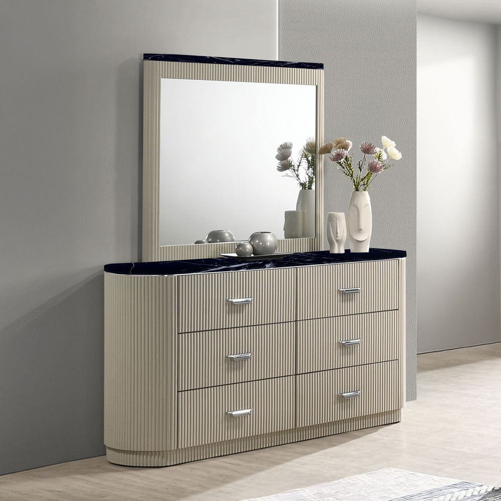 Travonte - Mirror - Gray / Beige