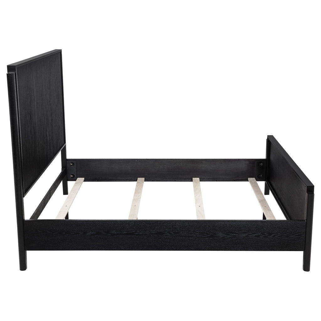 Brookmead Wood Queen Panel Bed Black