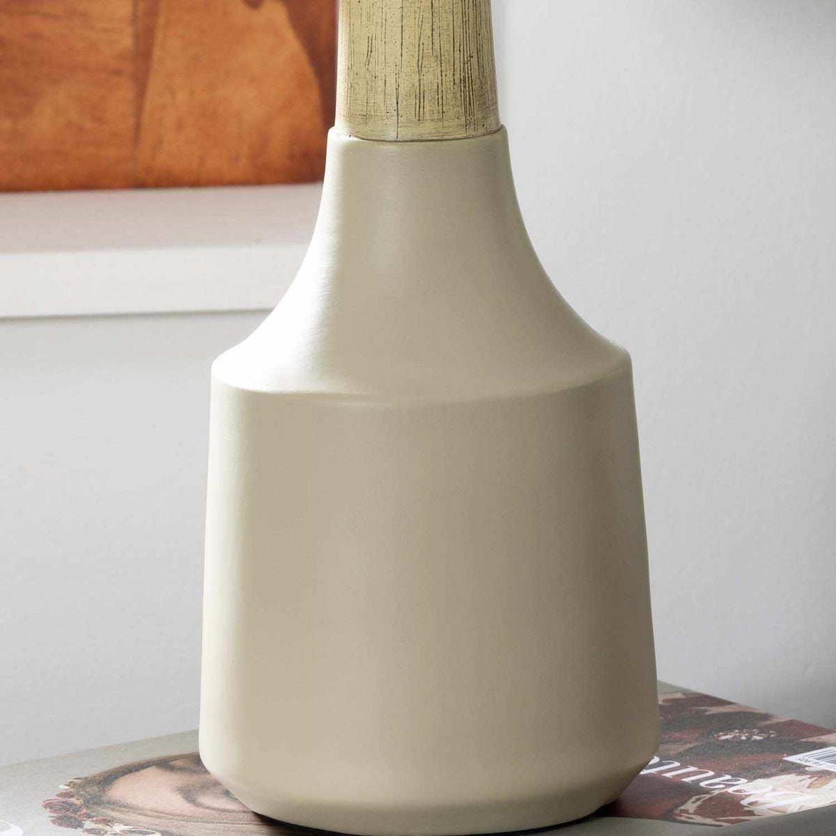 Gattaran Ivory & White Table Lamp
