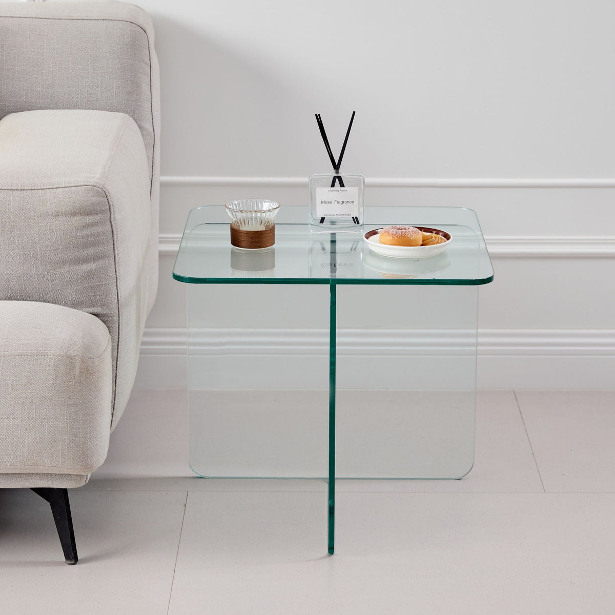 Modern Transparent Tempered Glass Sidetable