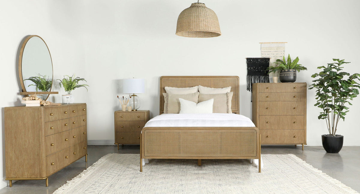 Arini 5-piece Eastern King Bedroom Set Sand Wash