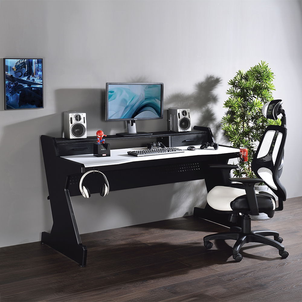 Bigga - Gaming Desk - Black & White