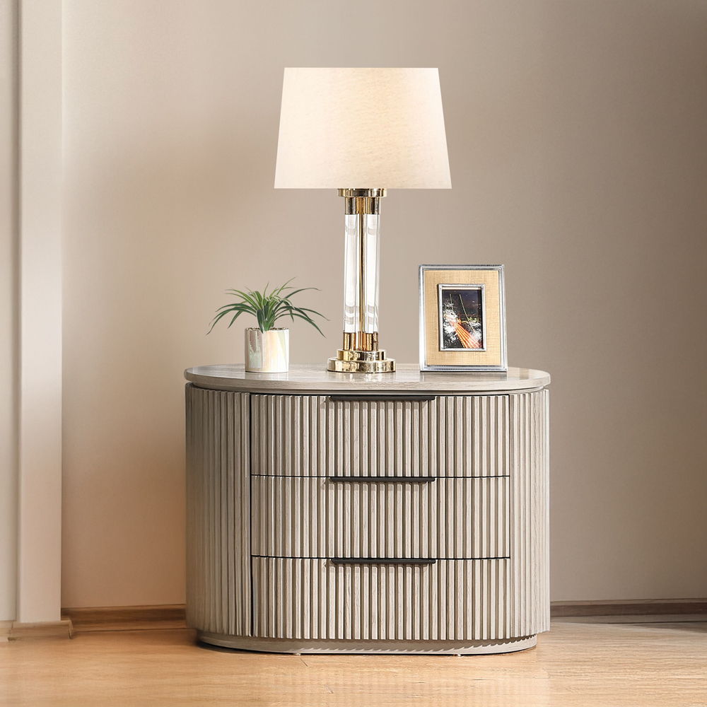 Leanna - Nightstand With USB Port - Light Oak