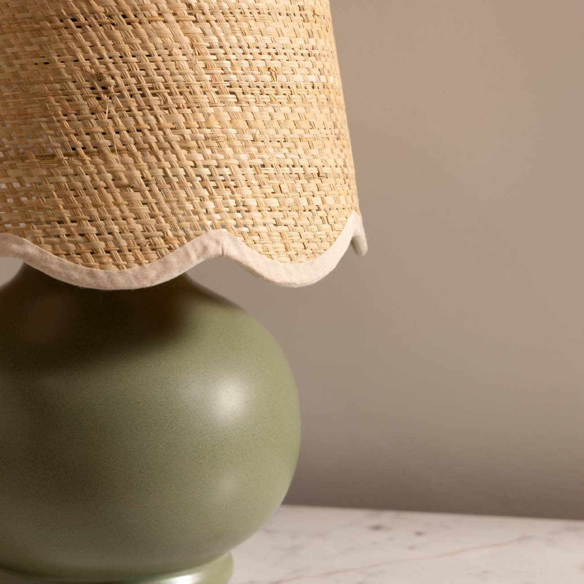 Kupua Green Solid Ceramic Table Lamp