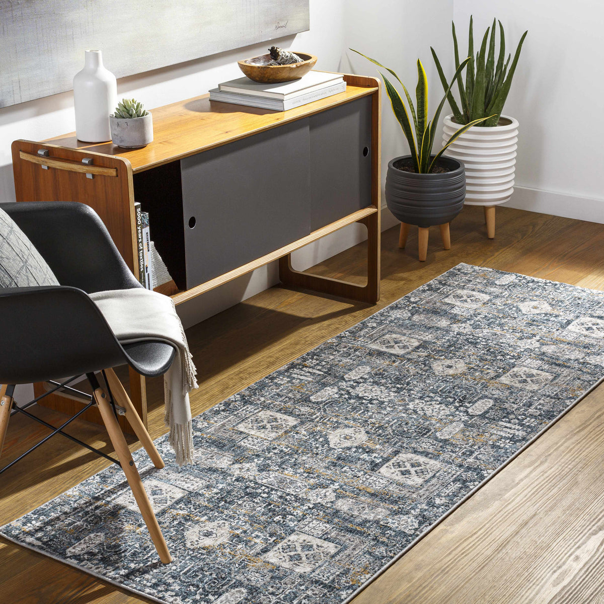 Stacyville Luxe Fringe Rug